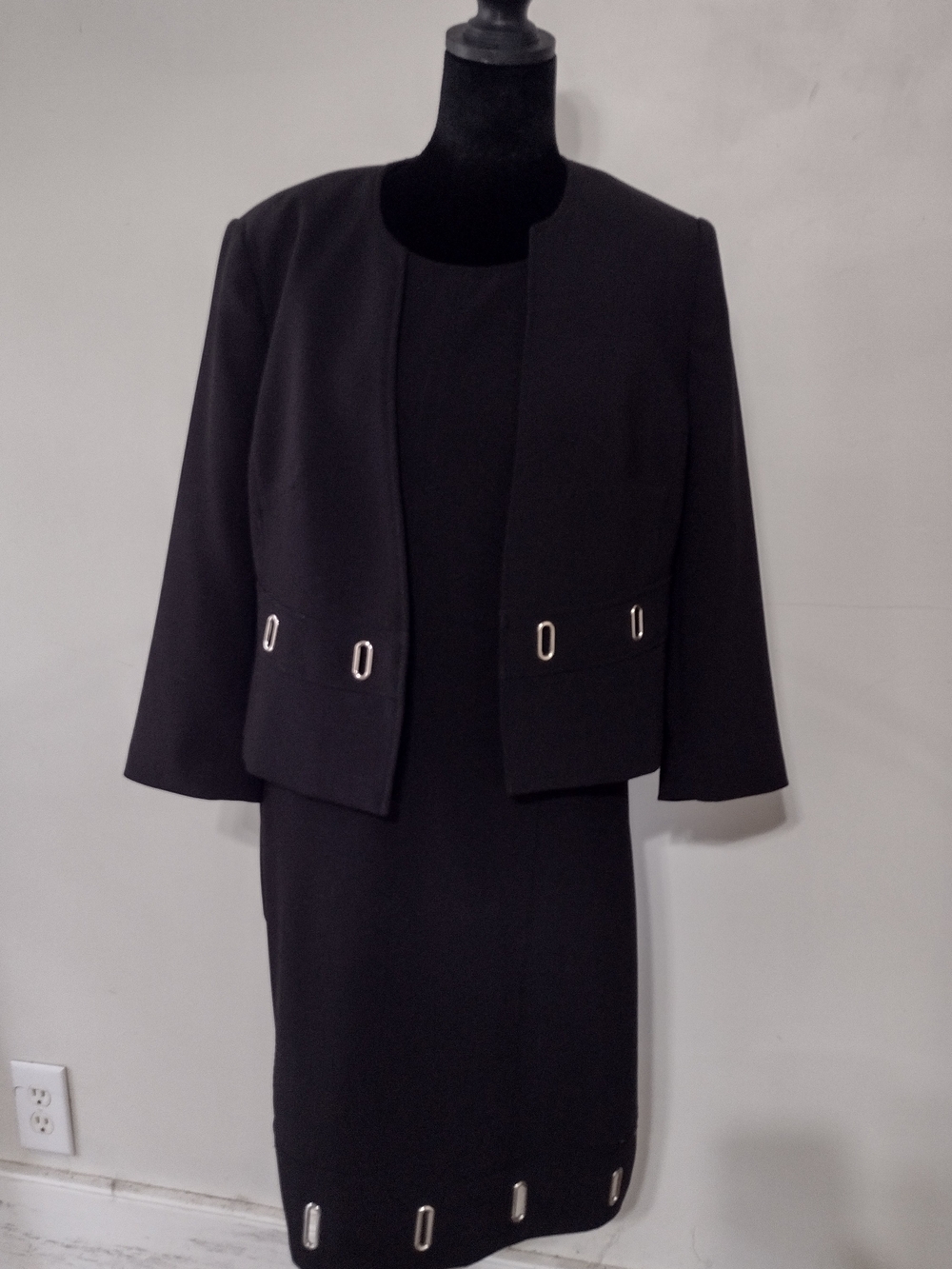 Classic Black Women's Jacket Sz 10 & Sheath Dress Size 8 Set WHBM